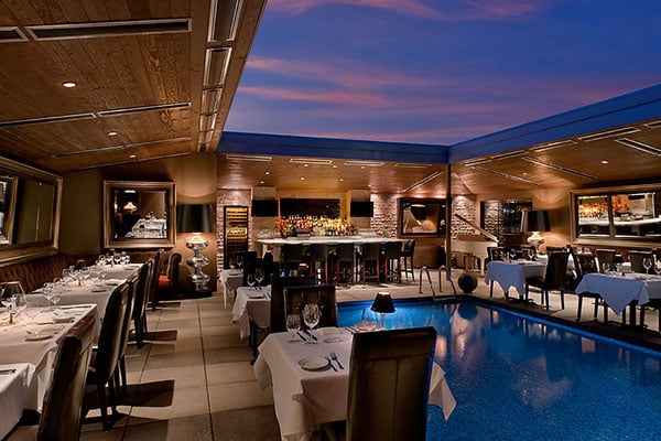 DIG Scottsdale Dominicks-steakhouse-pool-side-dining